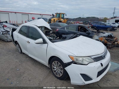 TOYOTA CAMRY 2013