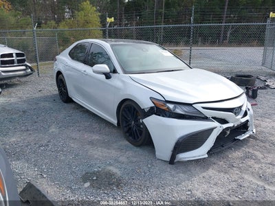 TOYOTA CAMRY 2021