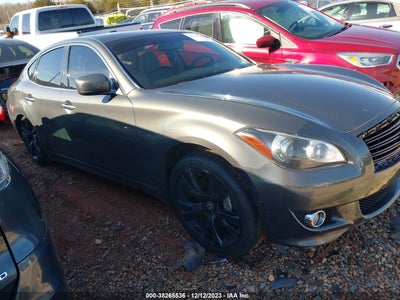 Infiniti M37 2011