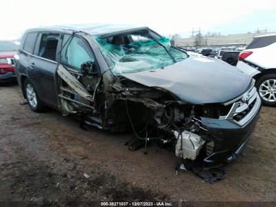 TOYOTA HIGHLANDER 2012