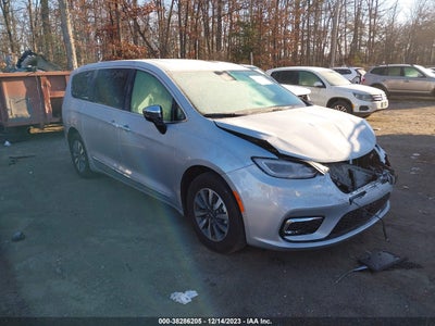 CHRYSLER PACIFICA HYBRID 2023