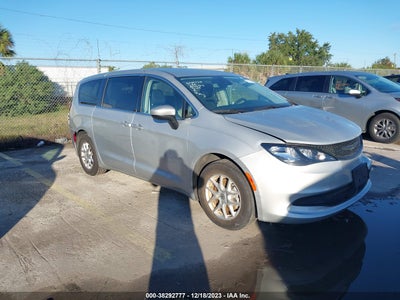 CHRYSLER VOYAGER 2023