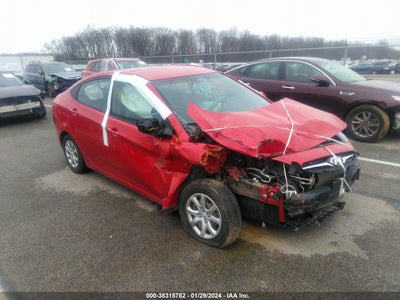 HYUNDAI ACCENT 2013