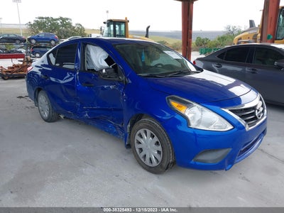 NISSAN VERSA 2016