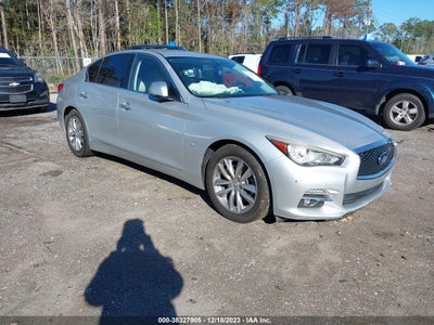 INFINITI Q50 2015