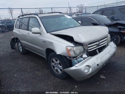 TOYOTA HIGHLANDER 2002