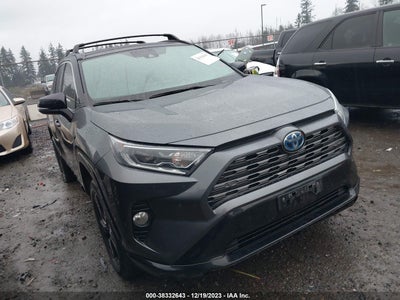TOYOTA RAV4 2021