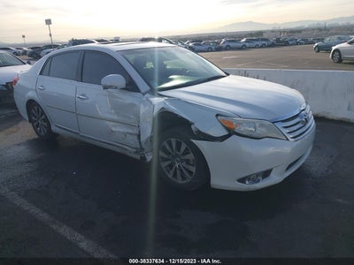 Toyota Avalon 2011
