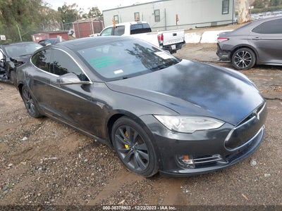 Tesla Model s 2015