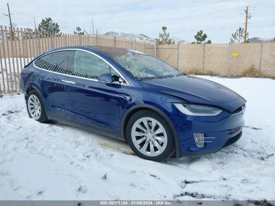 Tesla Model x 2018