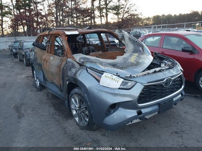TOYOTA HIGHLANDER 2020