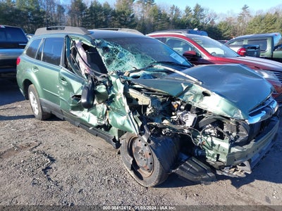 SUBARU OUTBACK 2013
