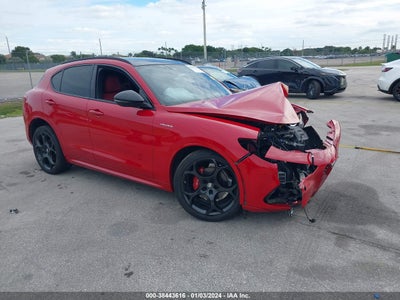 Alfa romeo Stelvio 2022