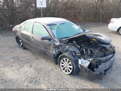 TOYOTA CAMRY 2011