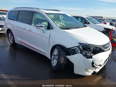 CHRYSLER PACIFICA 2018
