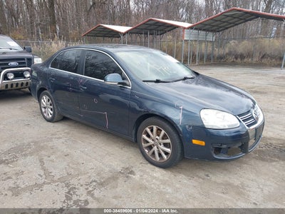 VOLKSWAGEN JETTA 2010