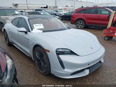 Porsche Taycan 2021