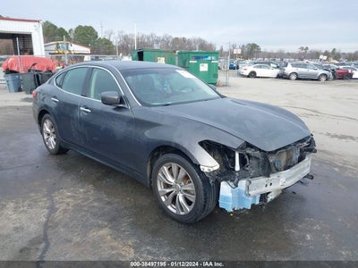 INFINITI M37 2012