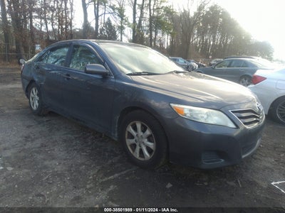 TOYOTA CAMRY 2010