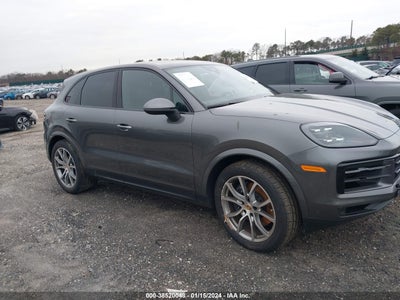 PORSCHE CAYENNE 2024