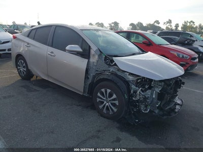 Toyota Prius prime 2021