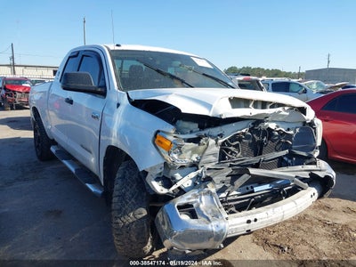 Toyota Tundra 2014