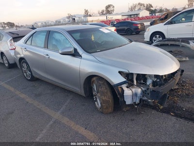 TOYOTA CAMRY 2015