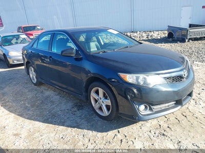 Toyota Camry 2014