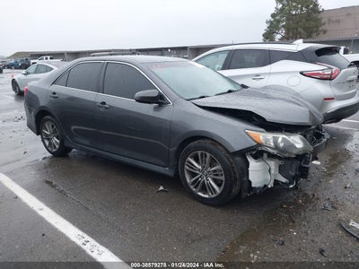 TOYOTA CAMRY 2014