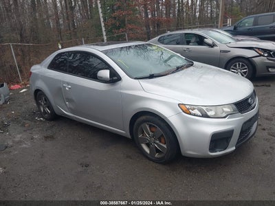 Kia Forte koup 2011