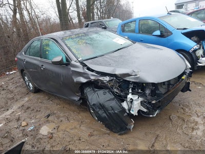 TOYOTA CAMRY 2017