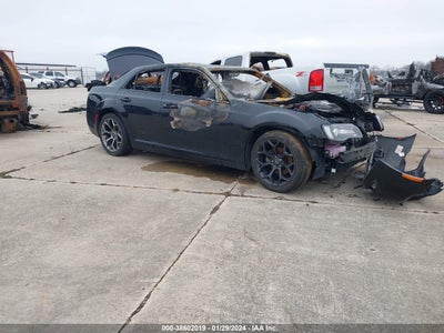 CHRYSLER 300 2019