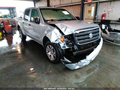 Suzuki Equator 2011