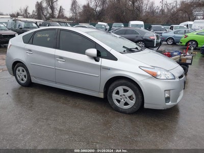 TOYOTA PRIUS 2010