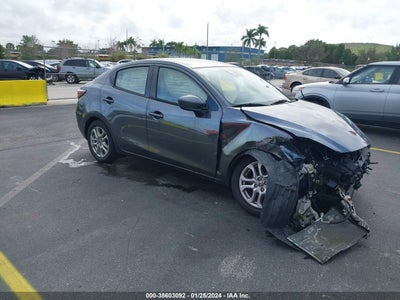 Scion Ia 2016