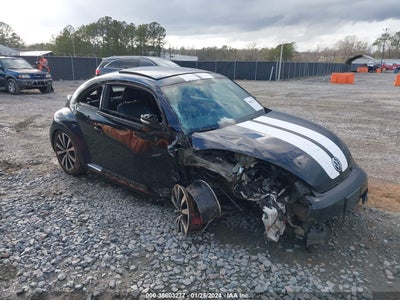 VOLKSWAGEN BEETLE 2014