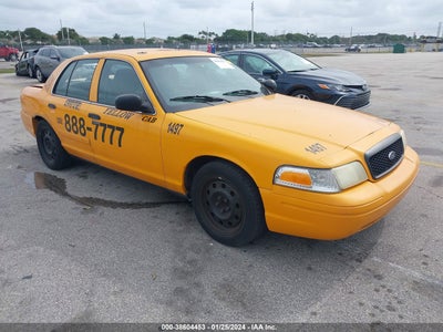 Ford Crown victoria 2011