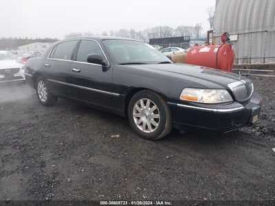 Lincoln Town car 2011