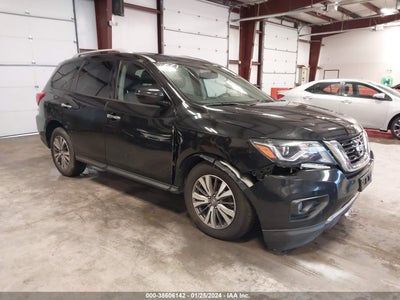 NISSAN PATHFINDER 2019