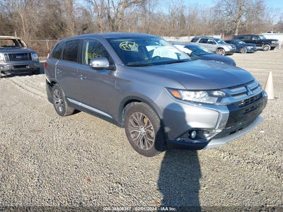 MITSUBISHI OUTLANDER 2016