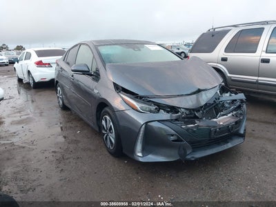 Toyota Prius prime 2018