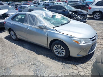 TOYOTA CAMRY 2015