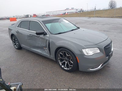 CHRYSLER 300 2018
