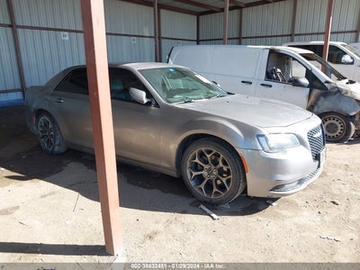 Chrysler 300 2018