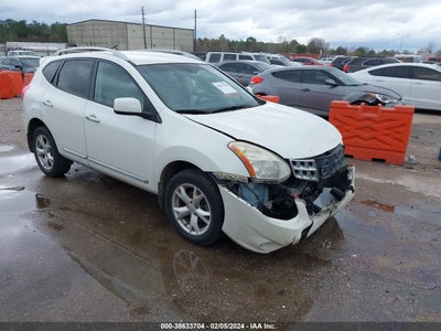 Nissan Rogue 2011