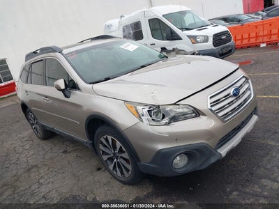 SUBARU OUTBACK 2015