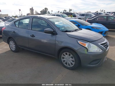 NISSAN VERSA 2019