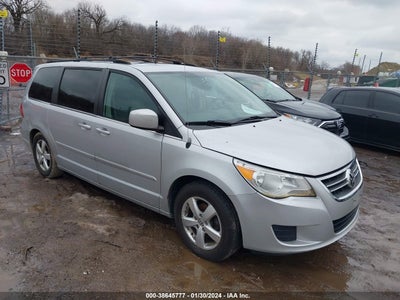 Volkswagen Routan 2009