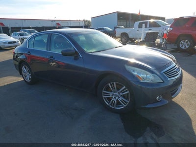 INFINITI JOURNEY 2012