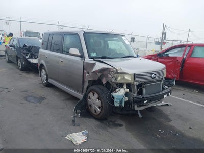 SCION XB 2004